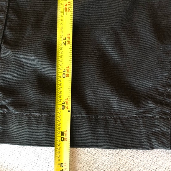 Tommy Bahama shorts - Picture 3 of 8